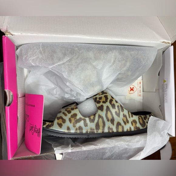 New Hey Girl by Corky’s Leopard Print Waterslide Sandals Women’s Size 9 - Picture 2 of 6